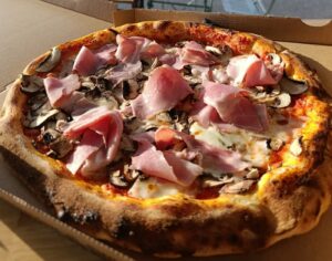 Pizza Regina